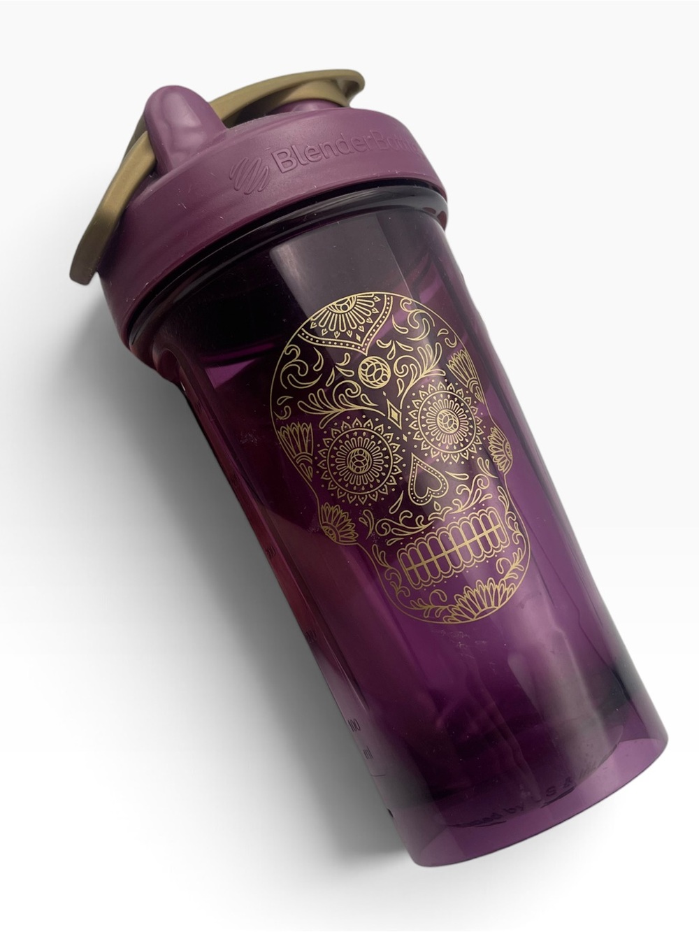 BlenderBottle Sugar
Skull Shaker Bottle Pro
Series Plum Gold No Shaker Ball